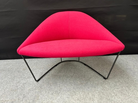 Design ontvangst fauteuille Arper Colina