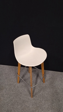 Barkruk Enea Lottus Wood (2e hands)