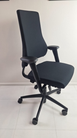 Ergonomische bureaustoel BMA Axia 2.4 (toonzaalmodel)