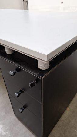 Directiebureau Bulo M166 alu decor