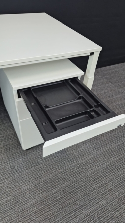 Bureau Sedus met ladenblok