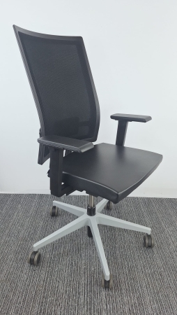 Ergonomische bureaustoel BENE (2e hands)