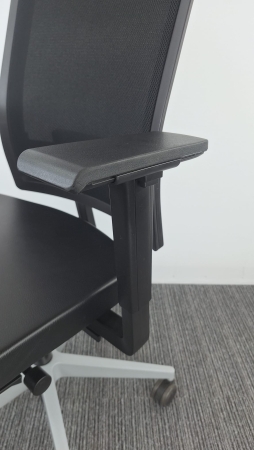 Ergonomische bureaustoel BENE (2e hands)