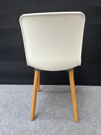 Design bezoekersstoel Vitra HAL R Wood (2e hands)
