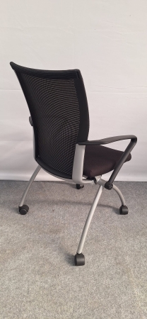 Nestbare bezoekersstoel Comforto (2e hands)