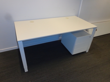 Bureau Bene 1600 x 800 (2e hands)