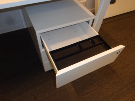 Bureau Bene 1600 x 800 (2e hands)
