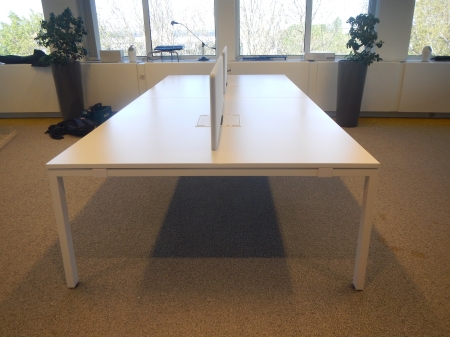 Workbench Vitra 3600 x 1600 wit