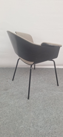 Design ontvangst fauteuille BENE (2e hands)