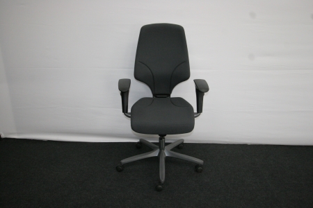 Ergonomische bureaustoel Giroflex 64 (2e hands)