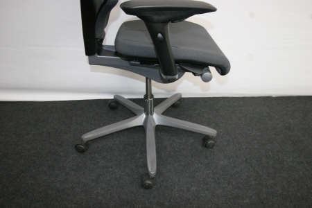 Ergonomische bureaustoel Giroflex 64 (2e hands)