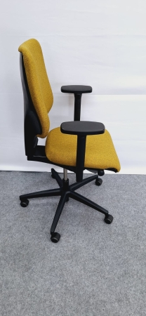 Giroflex 68 showroommodel