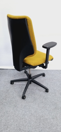 Giroflex 68 showroommodel