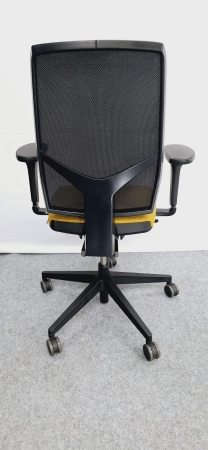 Giroflex 68 showroommodel