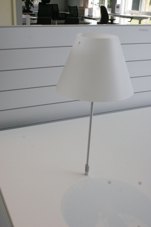 Design bureau BULO H2O 2400 x 800 (2e hands)