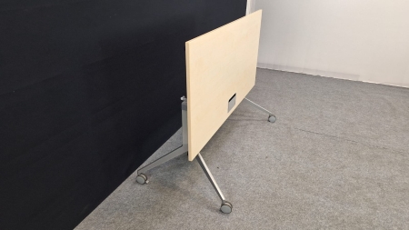 Klaptafels Haworth 1600 x 800 (2e hands)