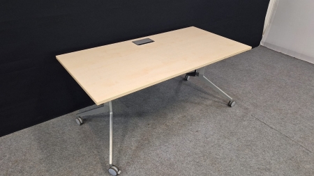 Klaptafels Haworth 1600 x 800 (2e hands)