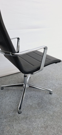 Design stoel ICF UNA Executive Chair (2e hands)