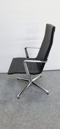 Design stoel ICF UNA Executive Chair (2e hands)