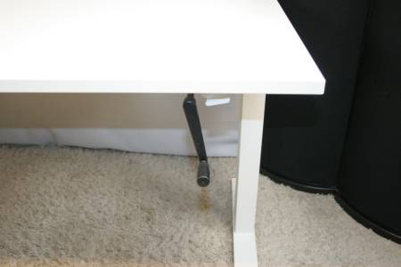 Slinger in hoogte verstelbaar bureau Palmberg (refurbished)