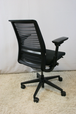 Ergonomische bureaustoel Steelcase Think nieuwste model