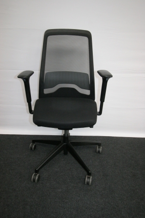Ergonomische bureaustoel Interstuhl Every EV211