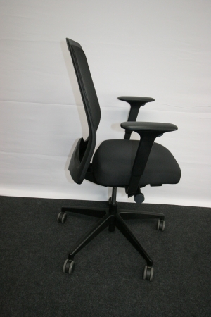 Ergonomische bureaustoel Interstuhl Every EV211