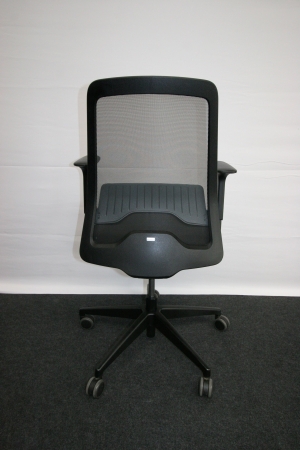 Ergonomische bureaustoel Interstuhl Every EV211