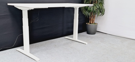 PROMO!! Elektrisch verstelbare zit/sta bureaus Kaïdi 1600 x 800