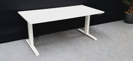 PROMO!! Elektrisch verstelbare zit/sta bureaus Kaïdi 1400 x 800