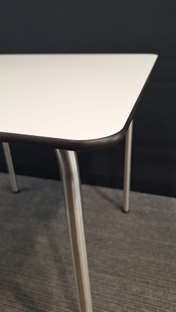 Kantinetafel Vitra