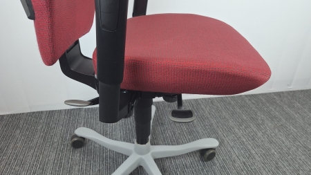 Ergonomische bureaustoel Kinnarps PLUS(6) full option (2e hands)