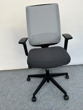 PROMOTION D'ÉTÉ - Siège de bureau ergonomique Steelcase Reply