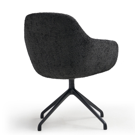 Design fauteuil met armleuningen