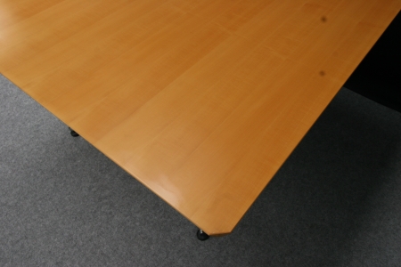Vergadertafel USM Haller Kitos (2e hands)