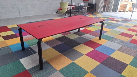 Design vergadertafel/workbench BULO H2O (2e hands)