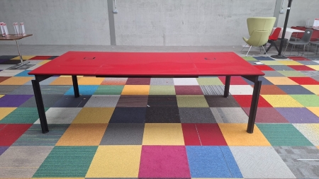 Design vergadertafel/workbench BULO H2O (2e hands)