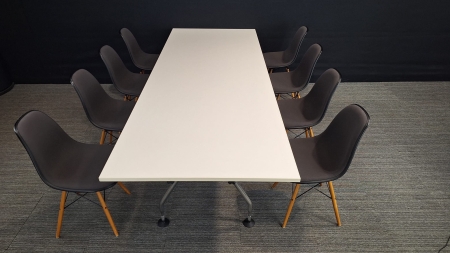 Vergadertafel Vitra AD HOC 