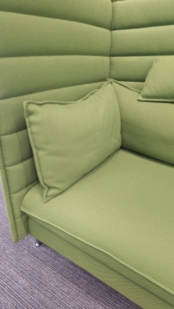Vitra Alcove 3 seater Groen (2e hands)