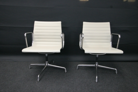 VITRA ALU CHAIR EA 108 in leder (refurbished)