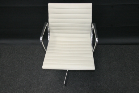 VITRA ALU CHAIR EA 108 in leder