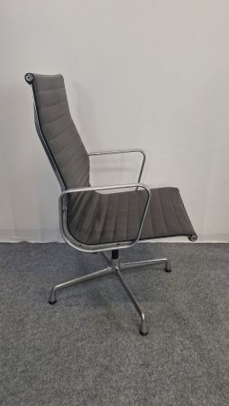 VITRA ALU CHAIR EA 112 en cuir (2ème main)
