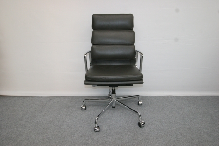 VITRA SOFT PAD CHAIR EA 219 (Nieuw)