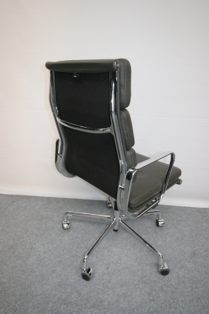 VITRA SOFT PAD CHAIR EA 219 (Nieuw)