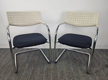Bezoekersstoel Vitra Visavis Zwart-Wit (2e hands))