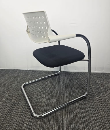 Bezoekersstoel Vitra Visavis Zwart-Wit (2e hands))