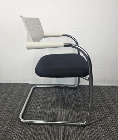Bezoekersstoel Vitra Visavis Zwart-Wit (2e hands))
