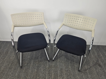 Bezoekersstoel Vitra Visavis Zwart-Wit (2e hands))