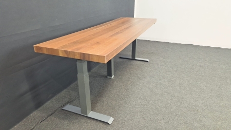 Bureau coin électrique assis/debout Vitra