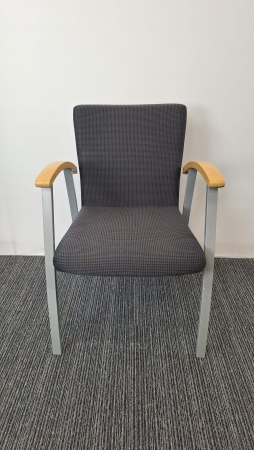 Bezoekersstoel Kinnarps (2e hands)